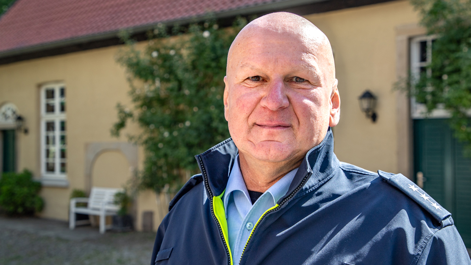 Bezirksdienstbeamter Polizeihauptkommissar Friedrich Spur